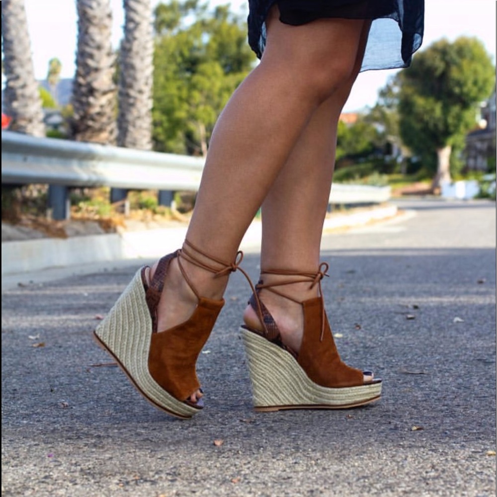 Shellys London Women's Brooklyn Wedge Sandal - Picture 1 of 6